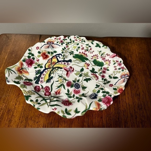 Vintage "Thousand Butterflies" by Eda Mann Ceramic Leaf-shaped Dish - Picture 1 of 6